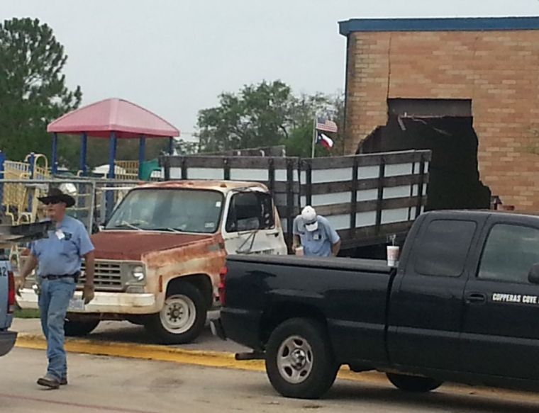 Car crashes into Cove school